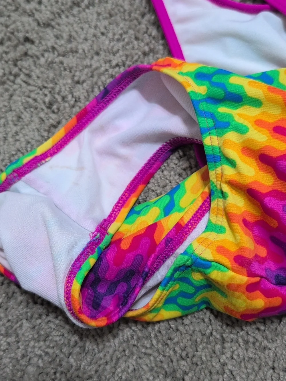 Speedo Multicolor Racerback Swimsuit Girls Size 10‎ Chevron Rainbow Pattern